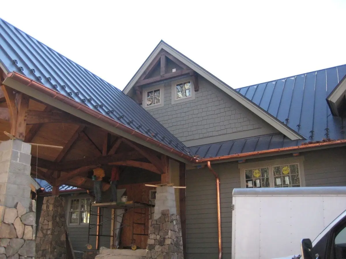 Craftsman Roofing team delivering quality roofing work in Heartland